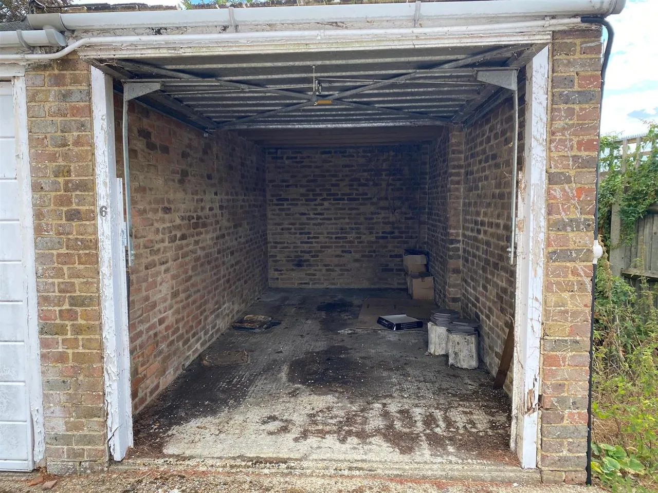 garage for sale, The Paddocks, Great Bookham, KT23