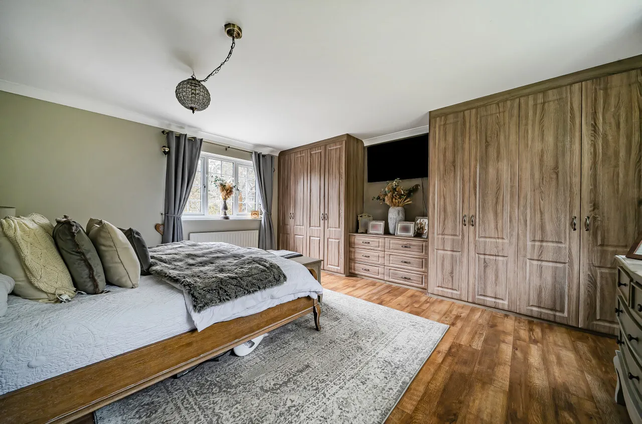 The Fairway, Camberley, Surrey, GU15 1EF, photo 9