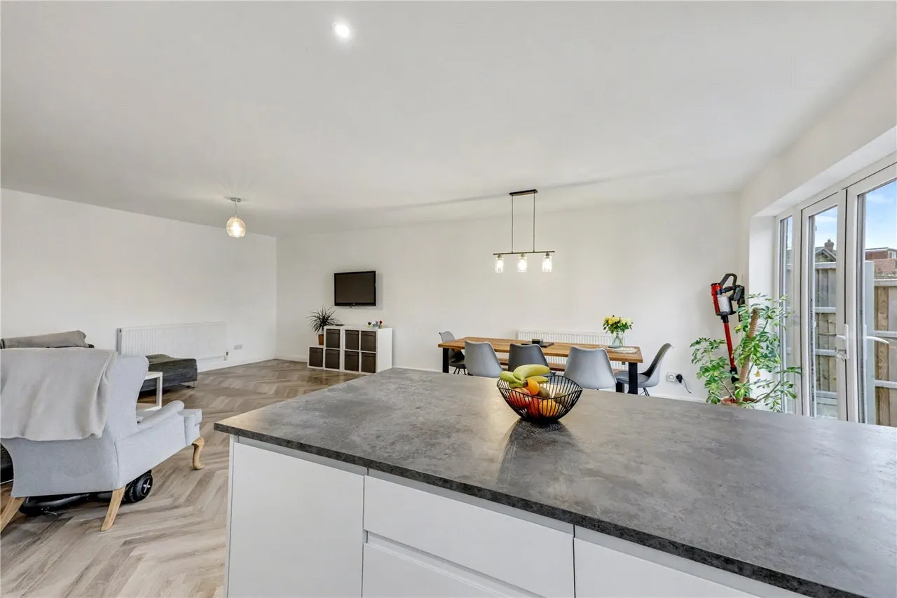 Drayton Wood Road, Hellesdon, Norwich, Norfolk, NR6, photo 12