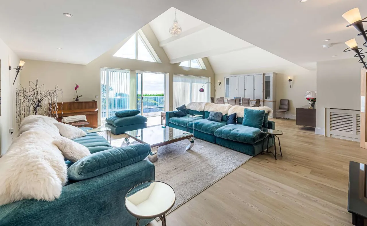 Sea Drive, Felpham, West Sussex, PO22 7NE, photo 6