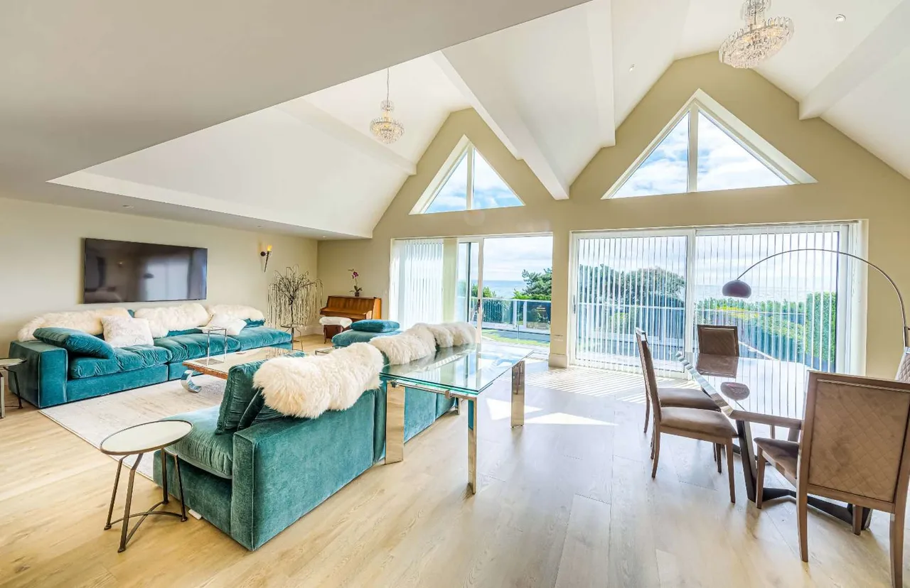 Sea Drive, Felpham, West Sussex, PO22 7NE, photo 5