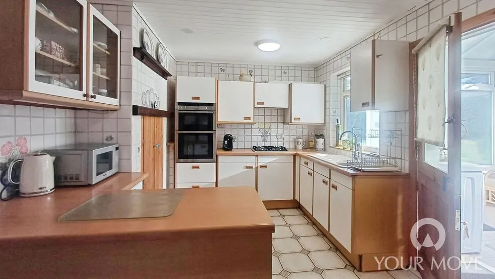 Valley Road, Church End, DA3, photo 5