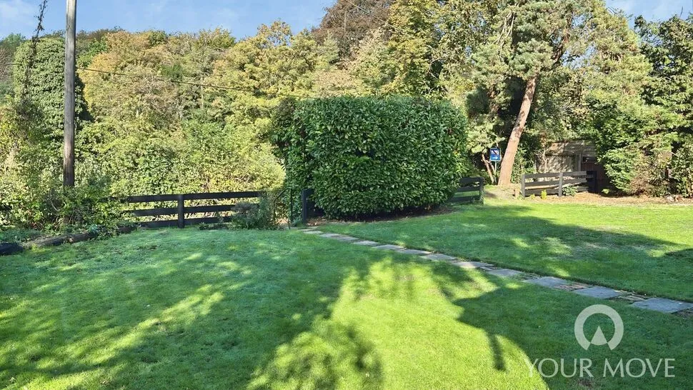 Valley Road, Church End, DA3, photo 18
