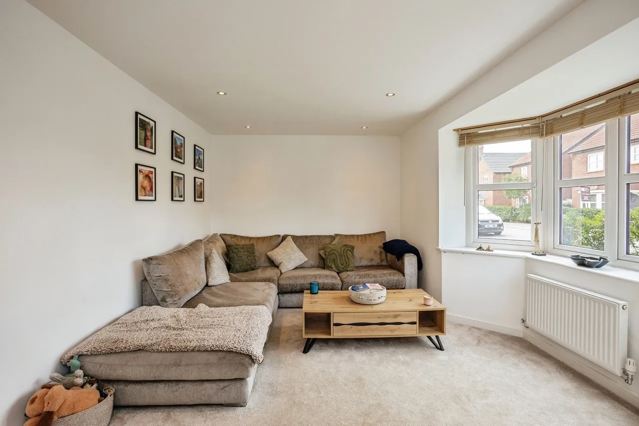 Calcraft Drive, Bottesford, NG13, photo 3