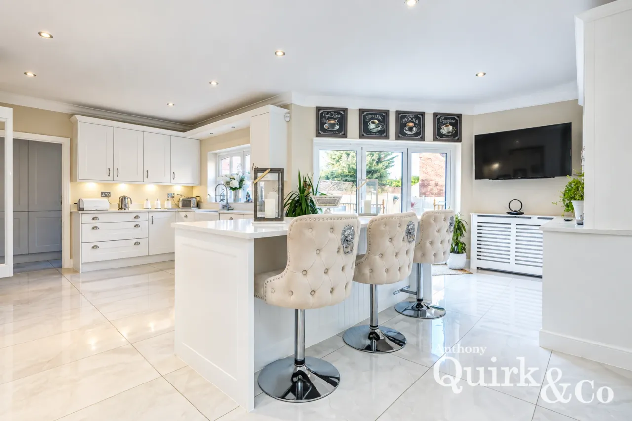 Furtherwick Road, Canvey Island, SS8, photo 6