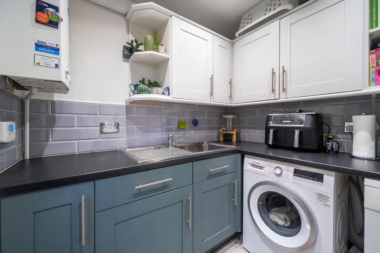Reading Road, Chineham, Basingstoke, RG24, photo 10