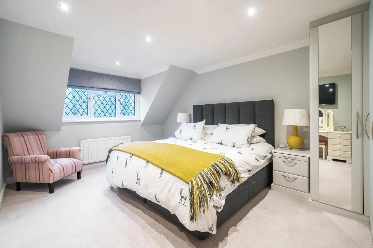Reading Road, Chineham, Basingstoke, RG24, photo 8