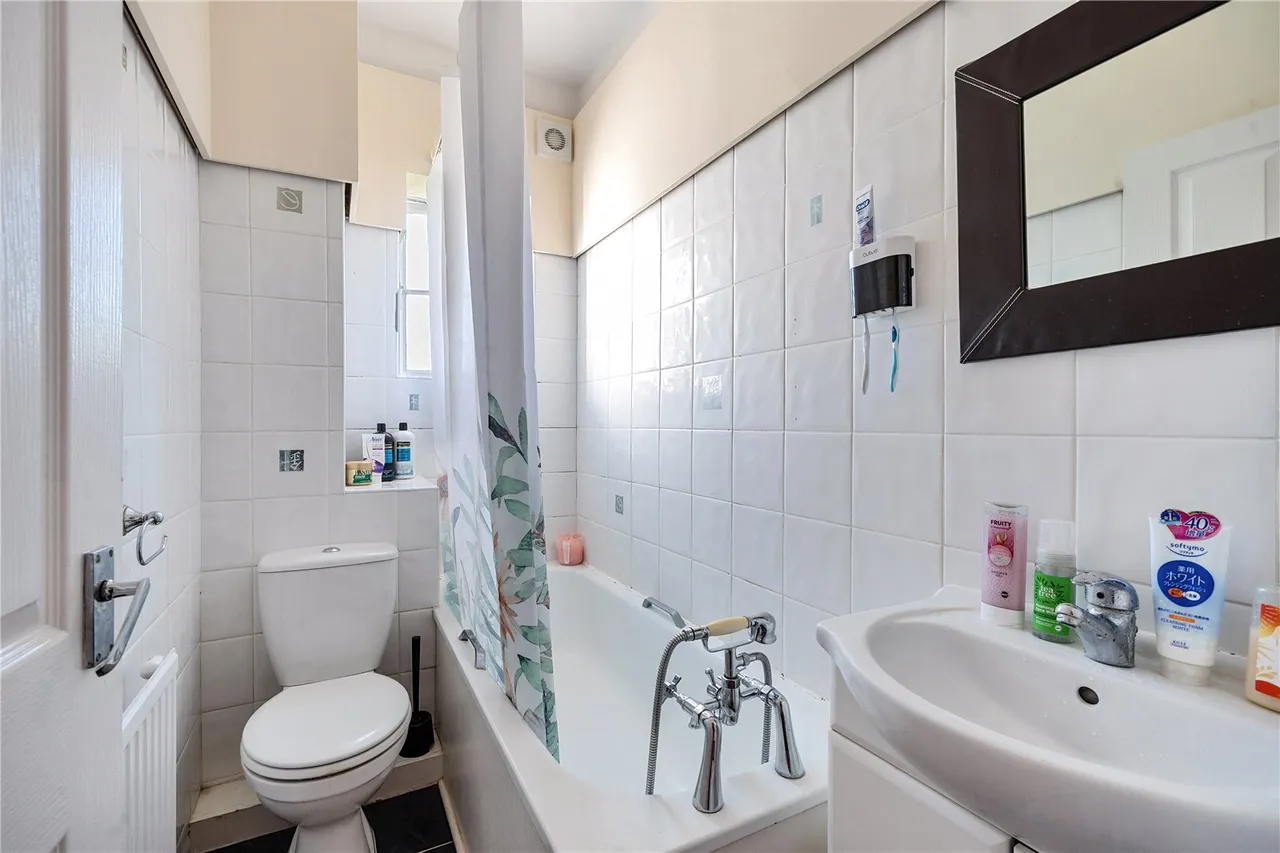 31 Ashley Road, Epsom, Surrey, KT18 5BD, photo 7