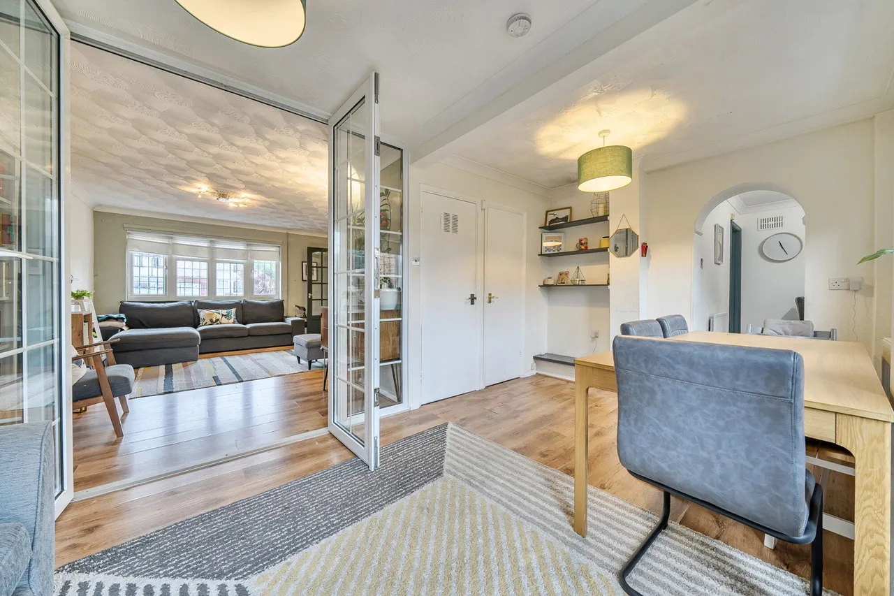 Brampton Road, DA7, photo 13
