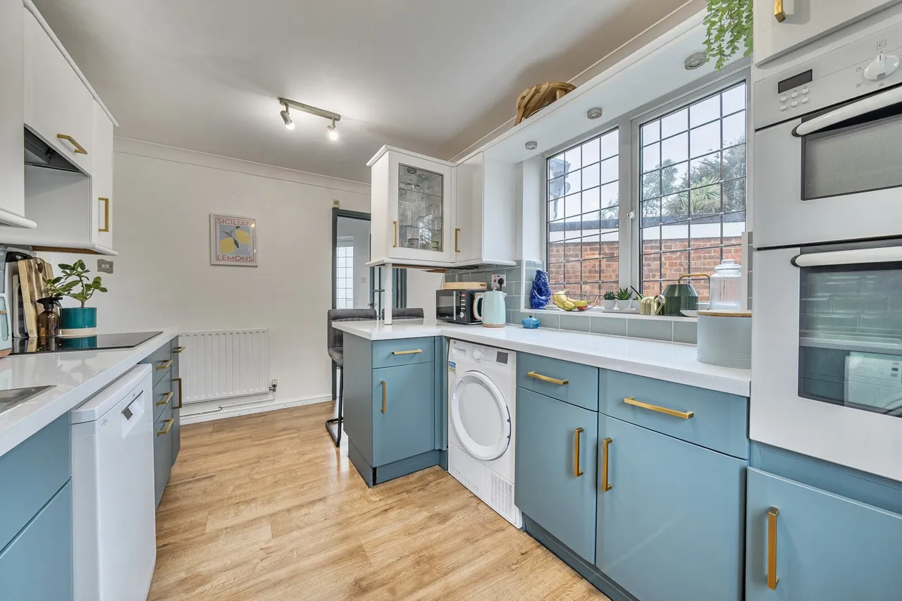 Brampton Road, DA7, photo 14