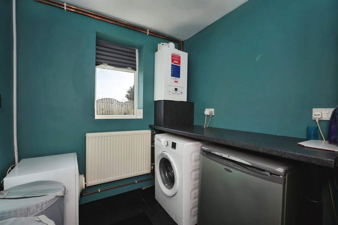 Thorndene Way, Bradford, BD4, photo 9