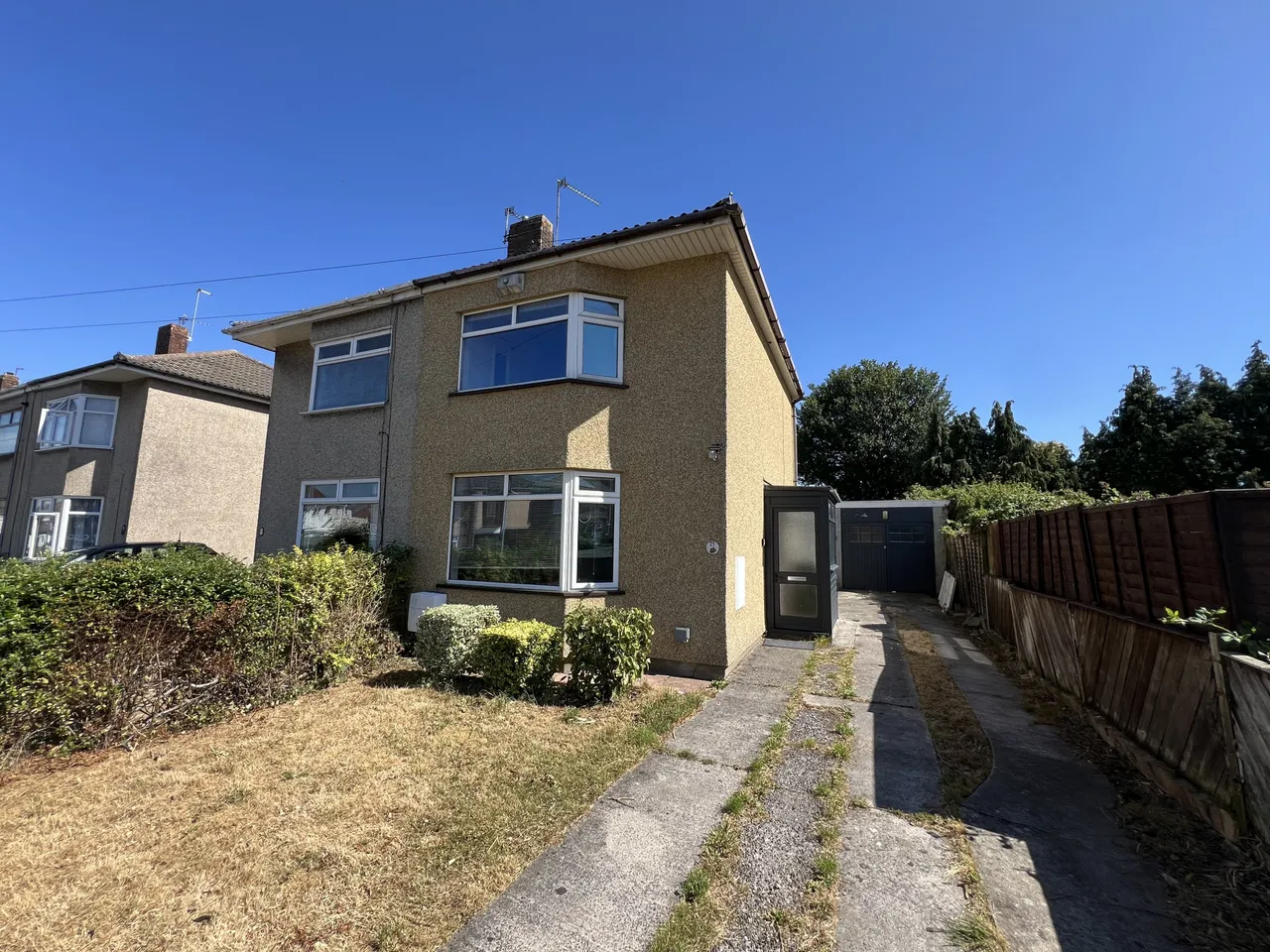 3 bed house to rent — Brighton Road, Patchway, Bristol