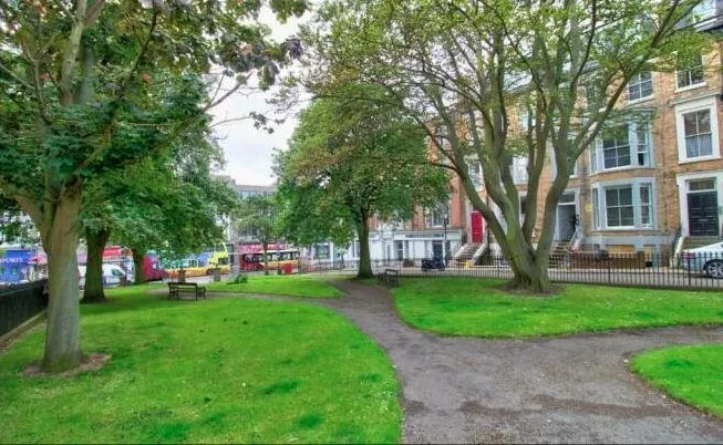 2 Alma Square, Scarborough, North Yorkshire YO11 1JR, photo 8