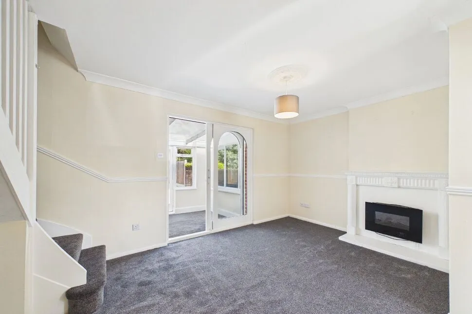 Grasby Court, Bramley, South Yorkshire, S66, photo 3