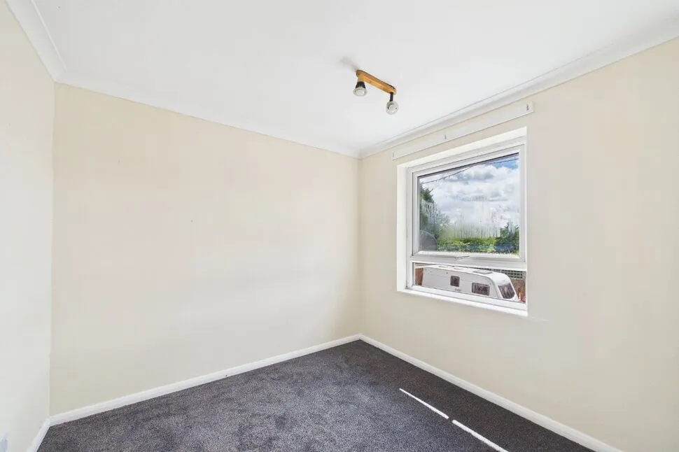 Grasby Court, Bramley, South Yorkshire, S66, photo 7