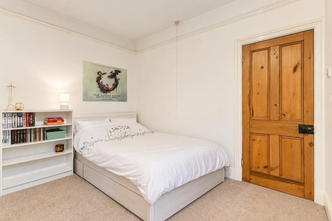 Rufford Avenue, Yeadon, LS19, photo 9