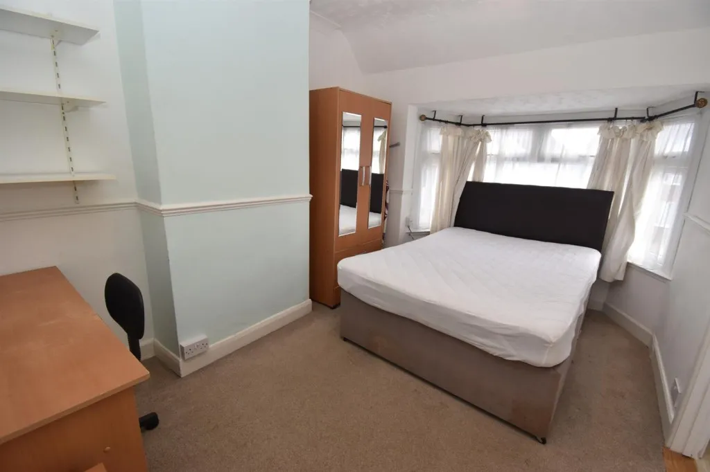 Northway, Leamington Spa, photo 9