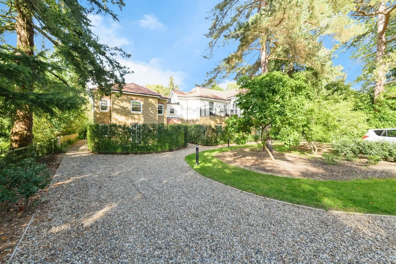 Firs Road, Kenley, CR8, photo 15