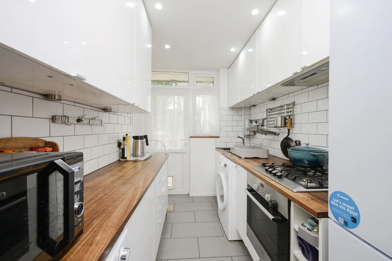 Kingston Road, London, SW19, photo 5