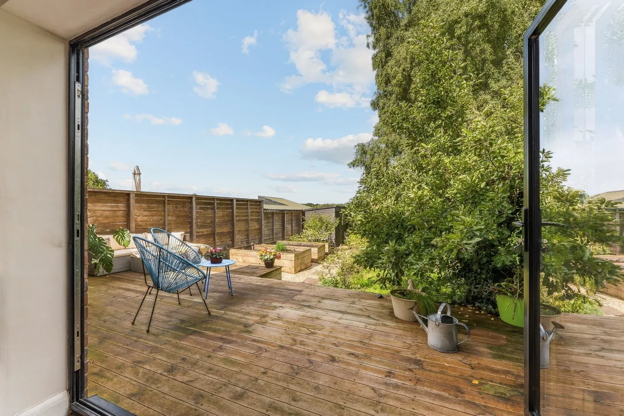 Alderley Road, Prestbury, photo 10