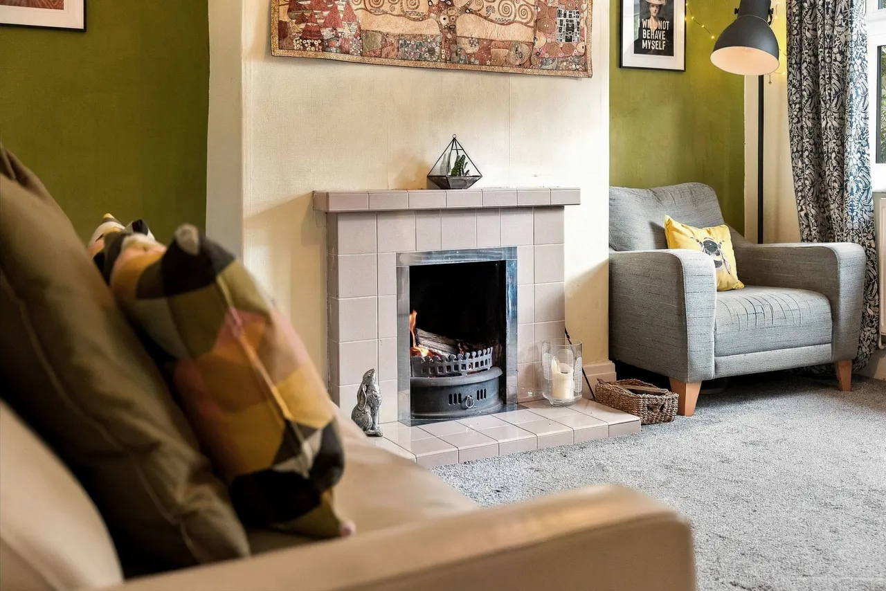 Alderley Road, Prestbury, photo 12