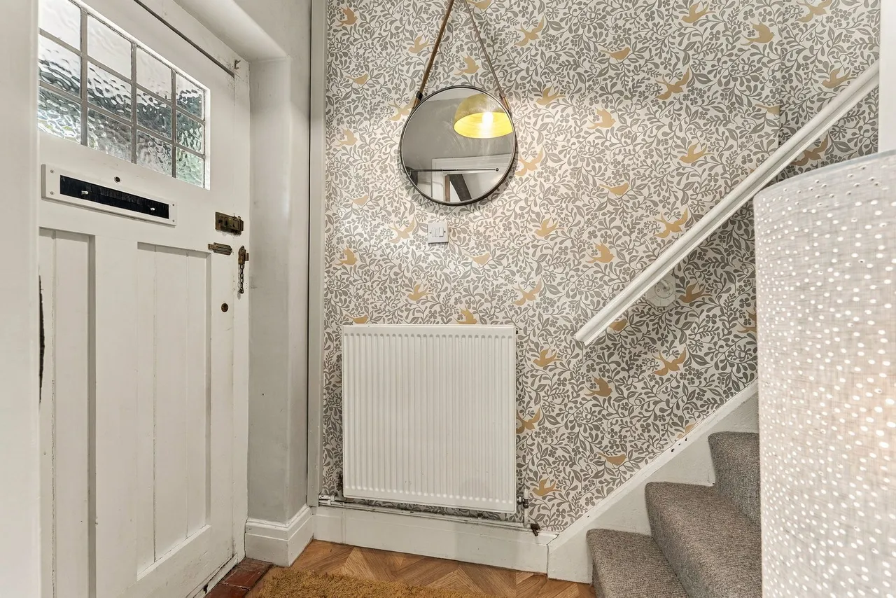 Alderley Road, Prestbury, photo 14