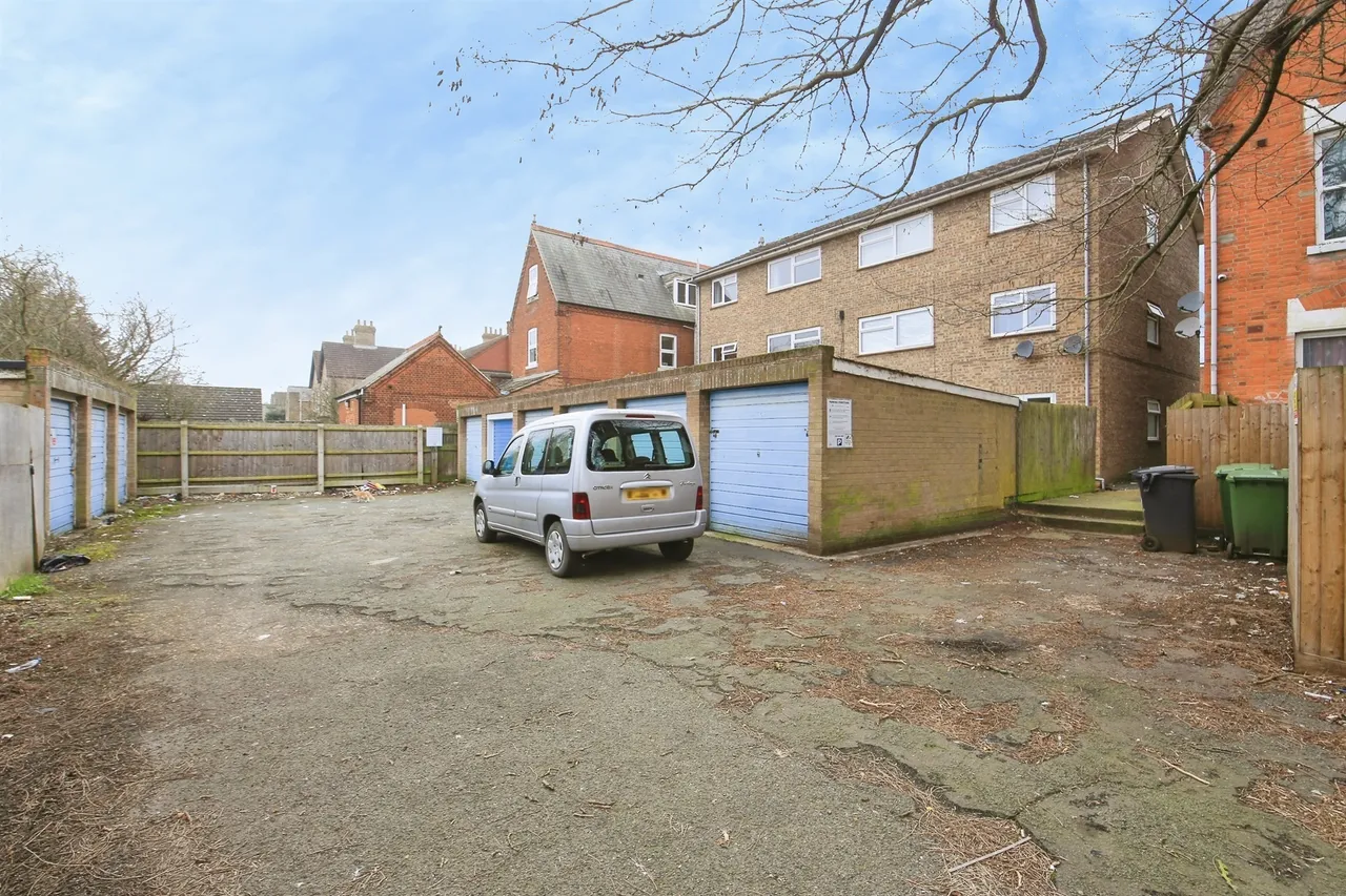 Park Road, Peterborough, PE1, photo 7
