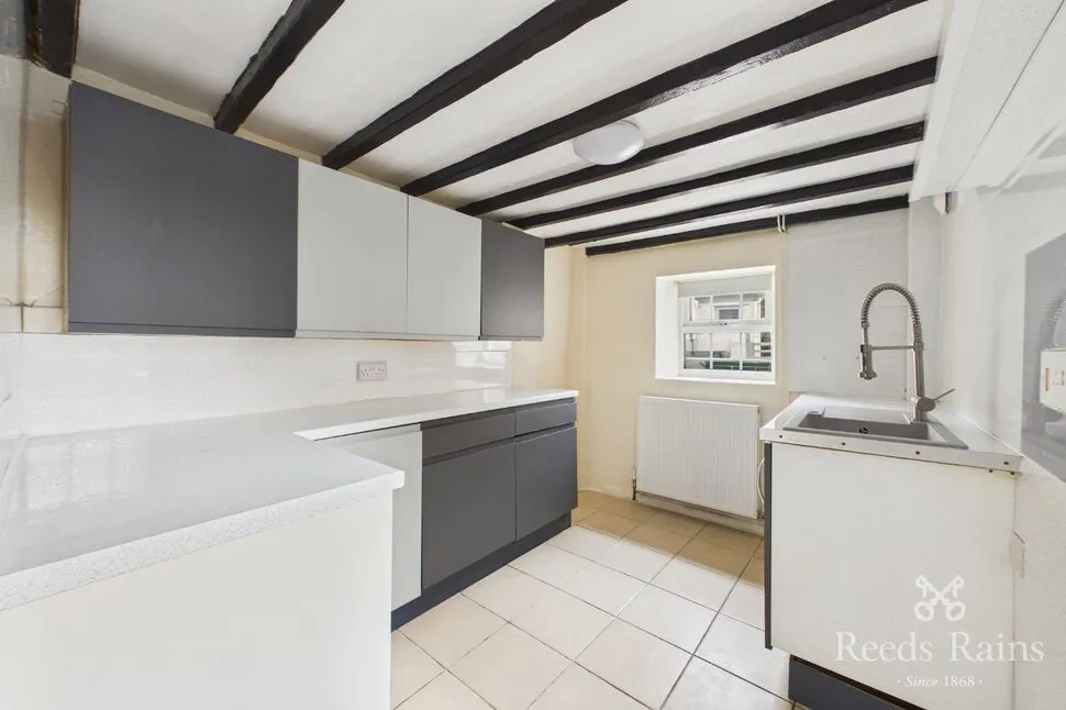 Swan Square, Llanfairtalhaiarn, LL22, photo 5
