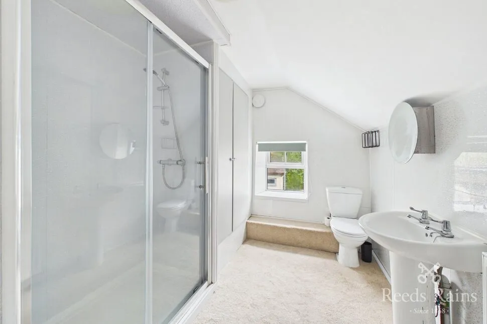 Swan Square, Llanfairtalhaiarn, LL22, photo 7