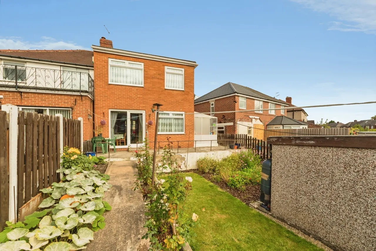 Martin Crescent, Sheffield, S5, photo 17