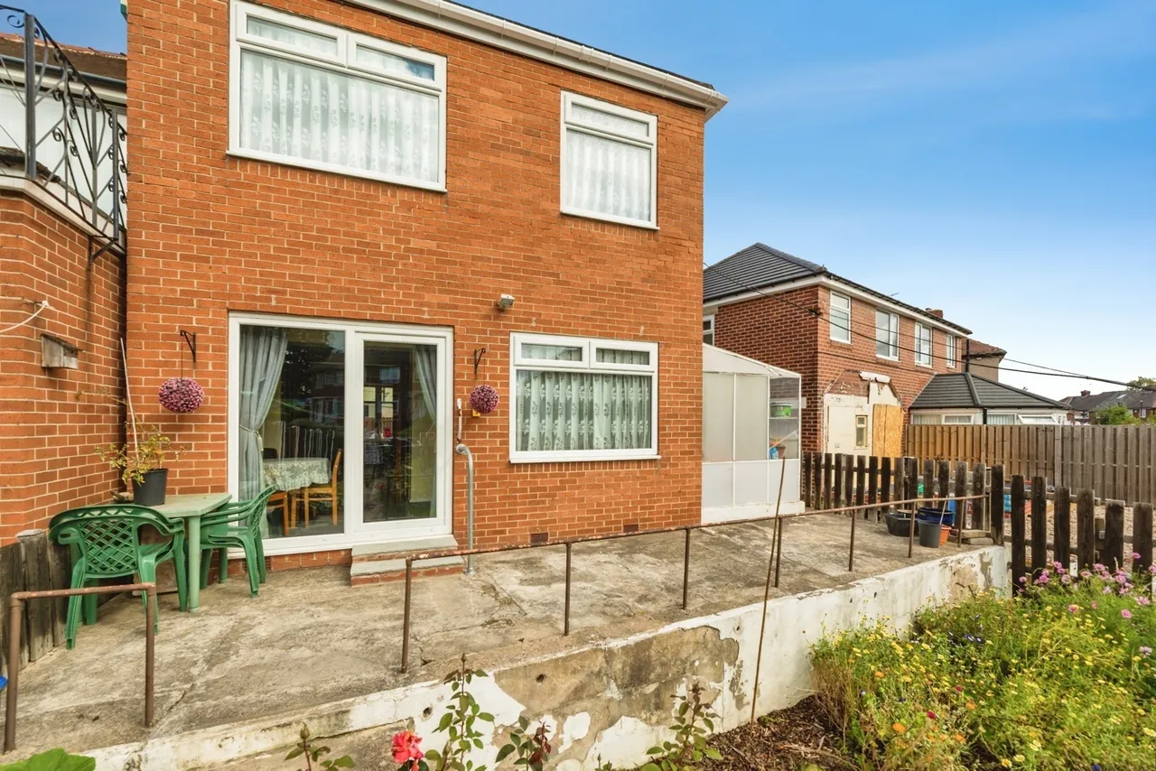 Martin Crescent, Sheffield, S5, photo 18