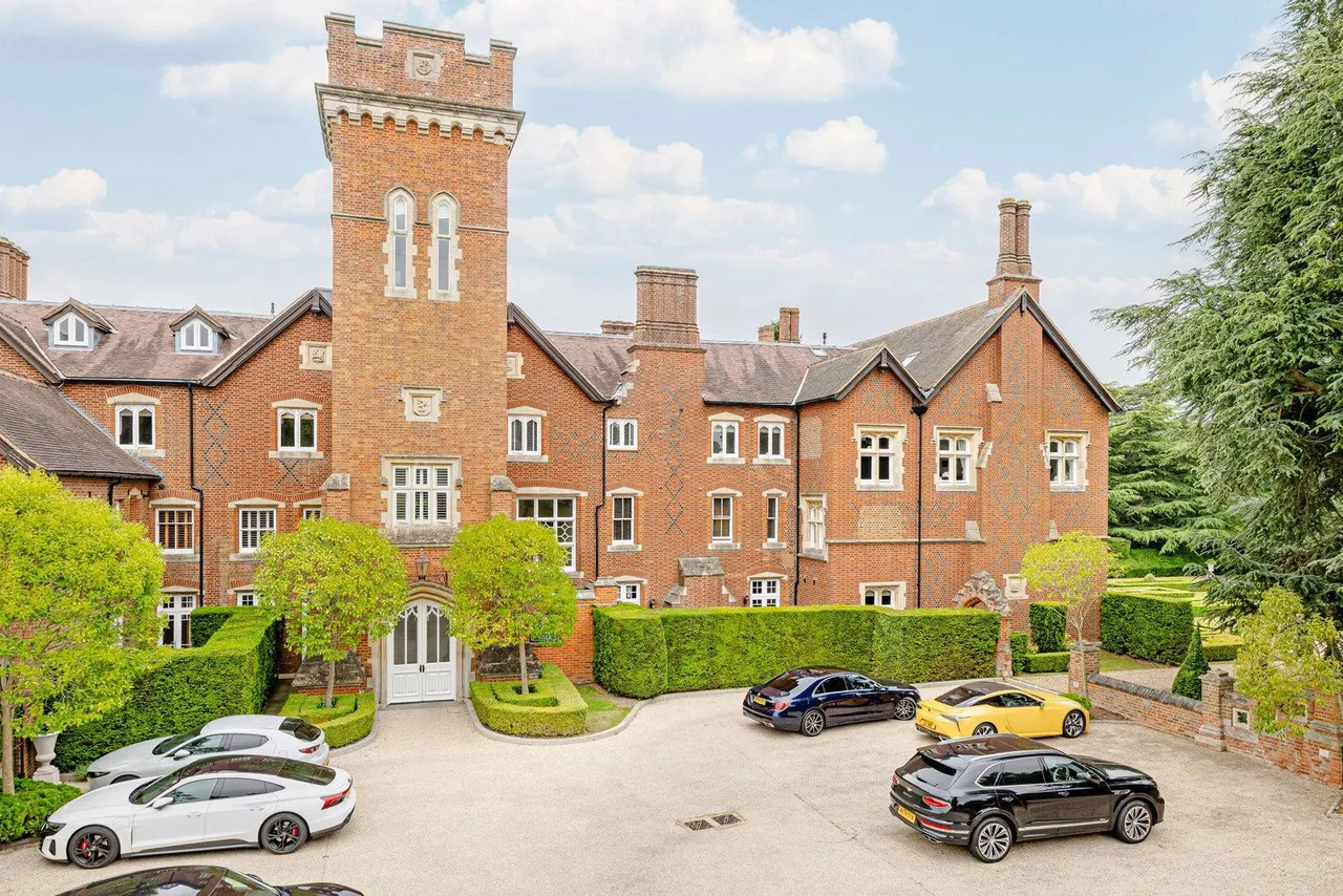 Bedwell Hall, Essendon, AL9, photo 34