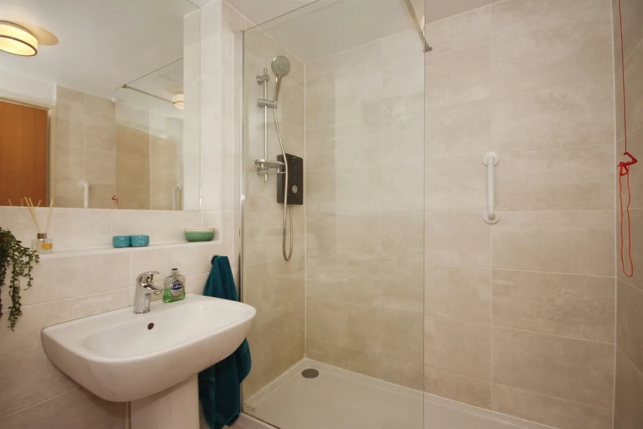 Binswood Avenue, Leamington Spa, CV32, photo 8