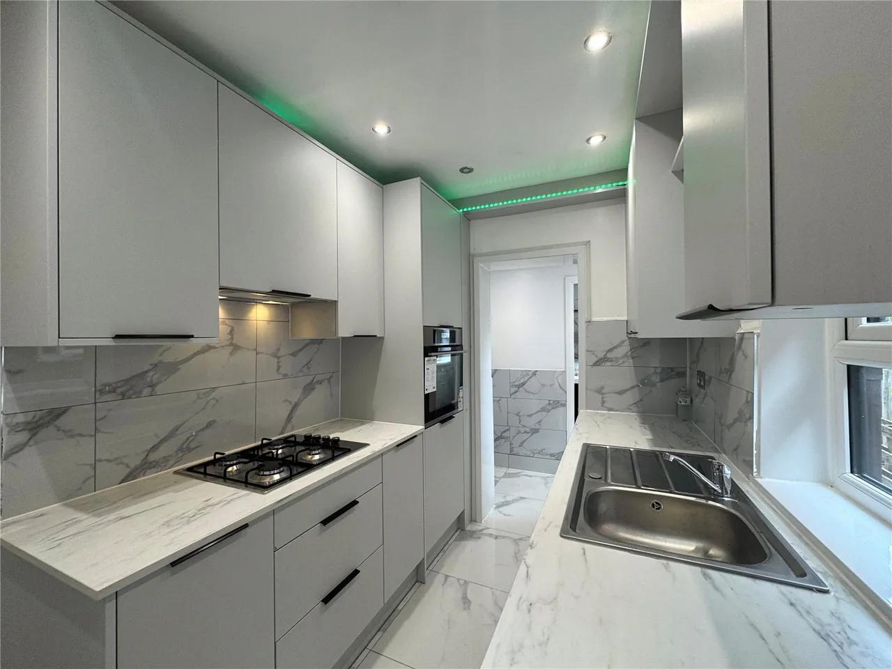 Malmesbury Road, Birmingham, B10, photo 6