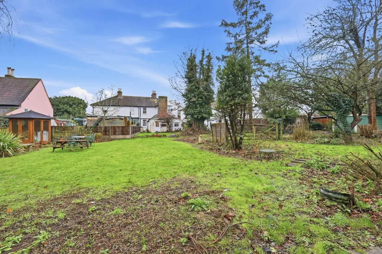 Lambourne Road, Chigwell, IG7, photo 24