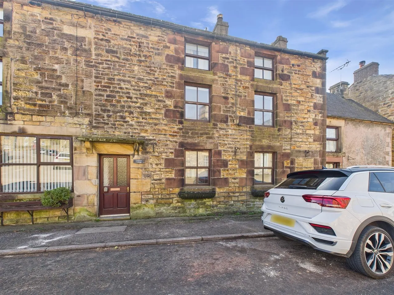 3 bed house for sale, Leek Road, Longnor