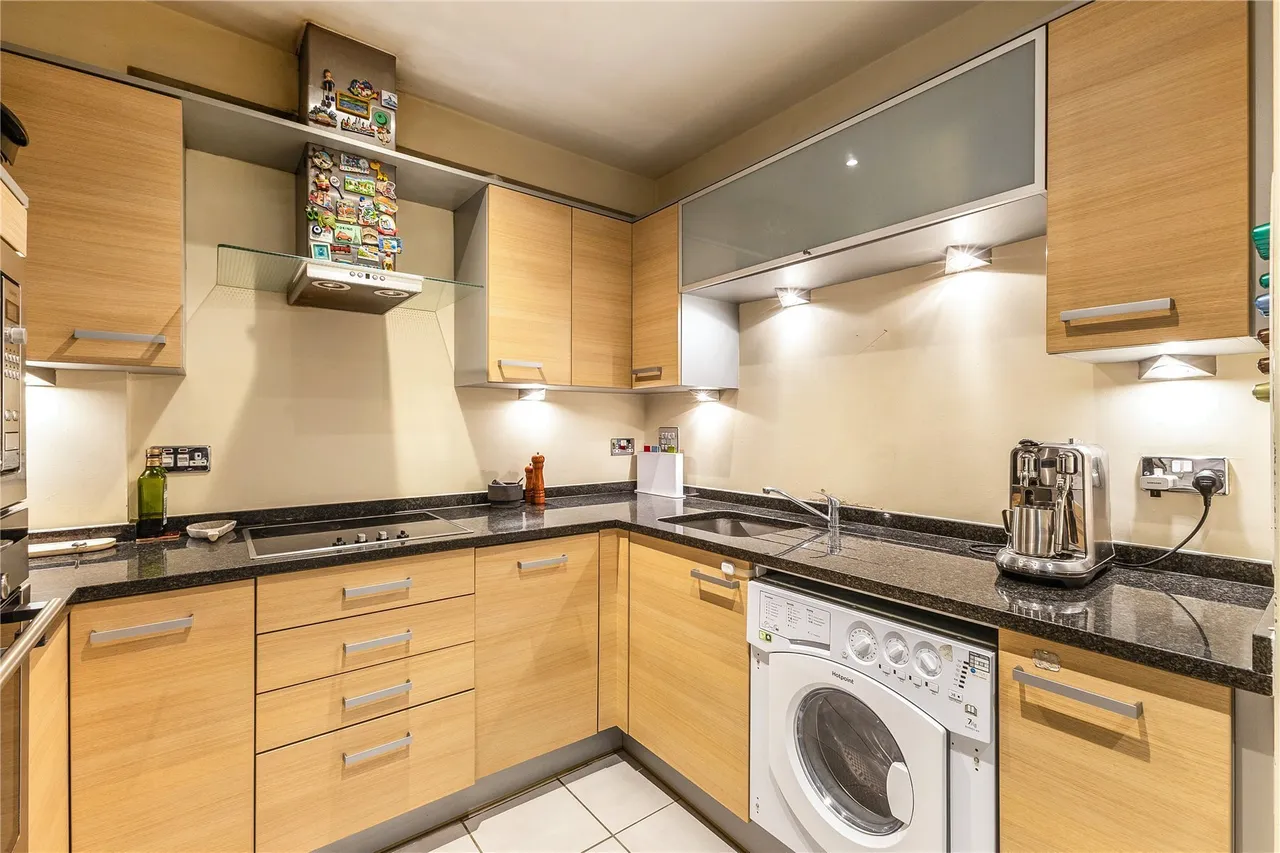 Warwick House, 69 Worple Road, London, SW19, photo 4