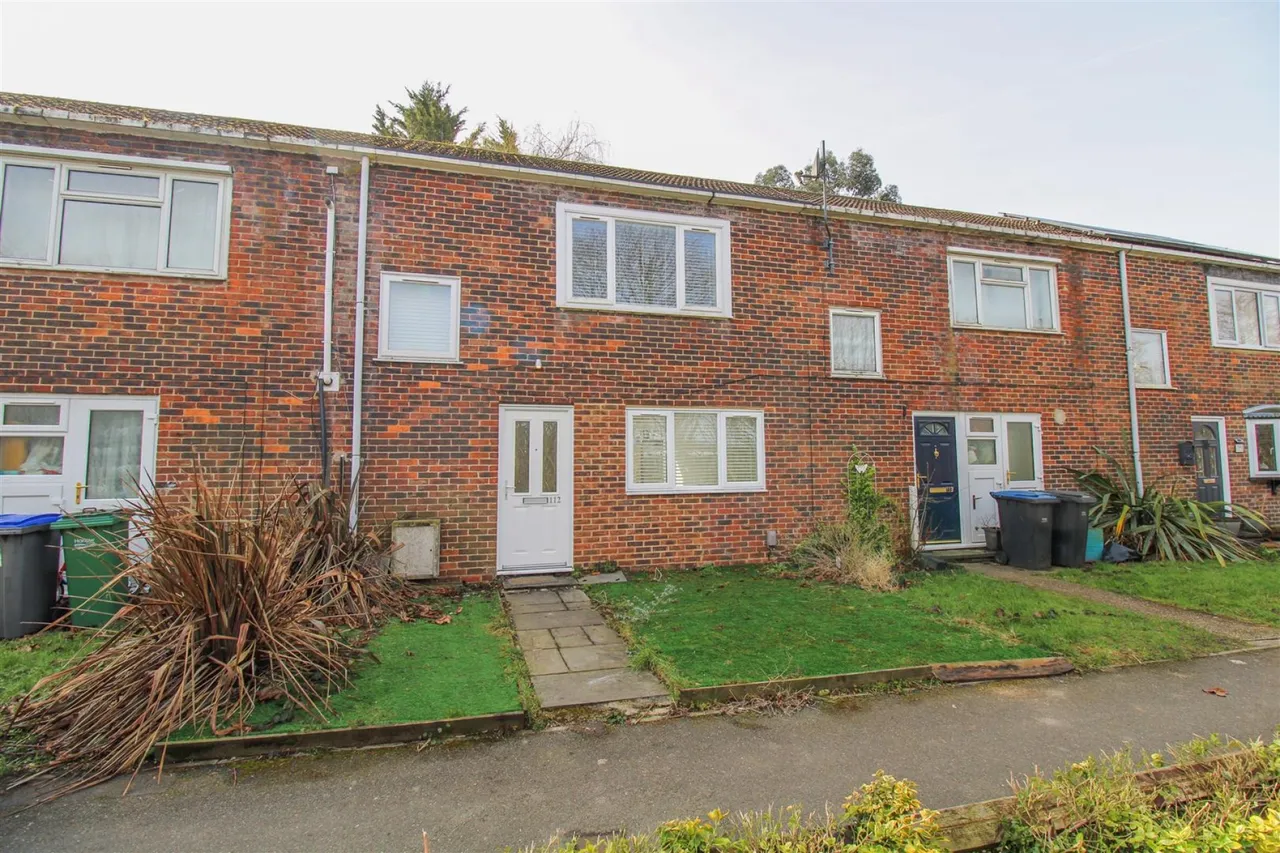 2 bed house to rent, Great Brays, Harlow, CM18