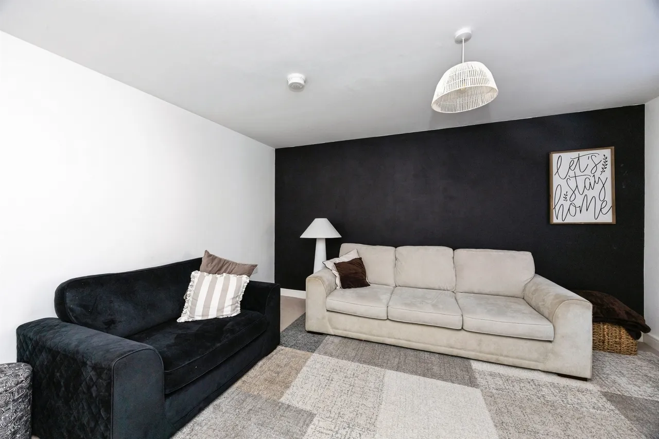 Hop Lane, Kingsnorth, Ashford, photo 9