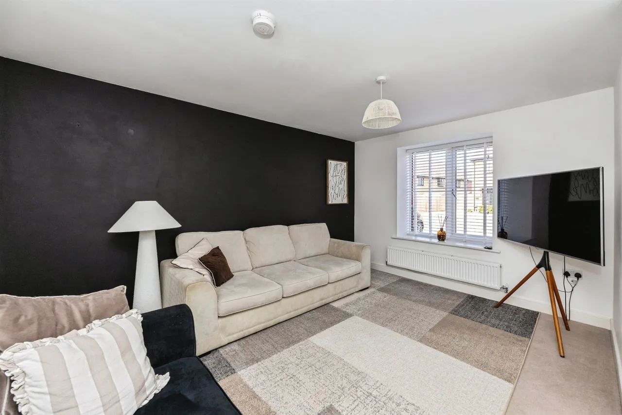 Hop Lane, Kingsnorth, Ashford, photo 2