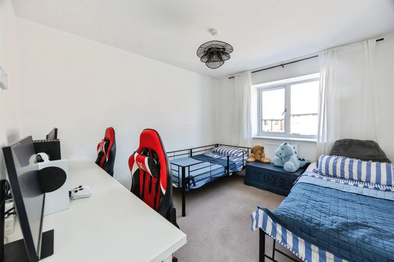 Hop Lane, Kingsnorth, Ashford, photo 8