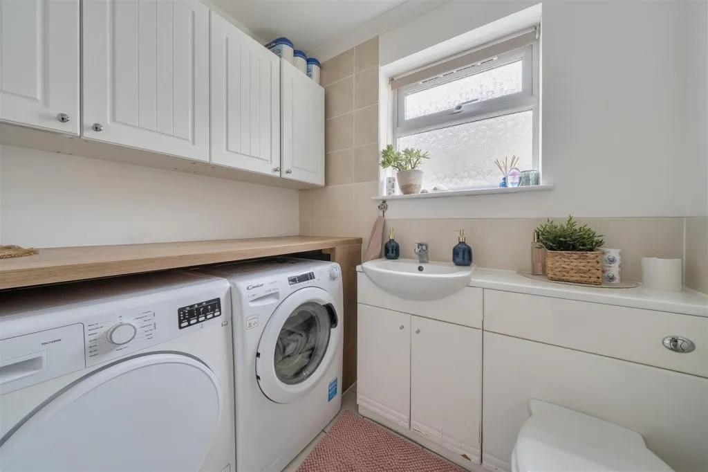 Carlton Road, Caversham, photo 13