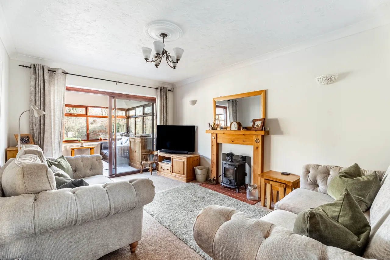Wendover Road, Weston Turville, photo 18