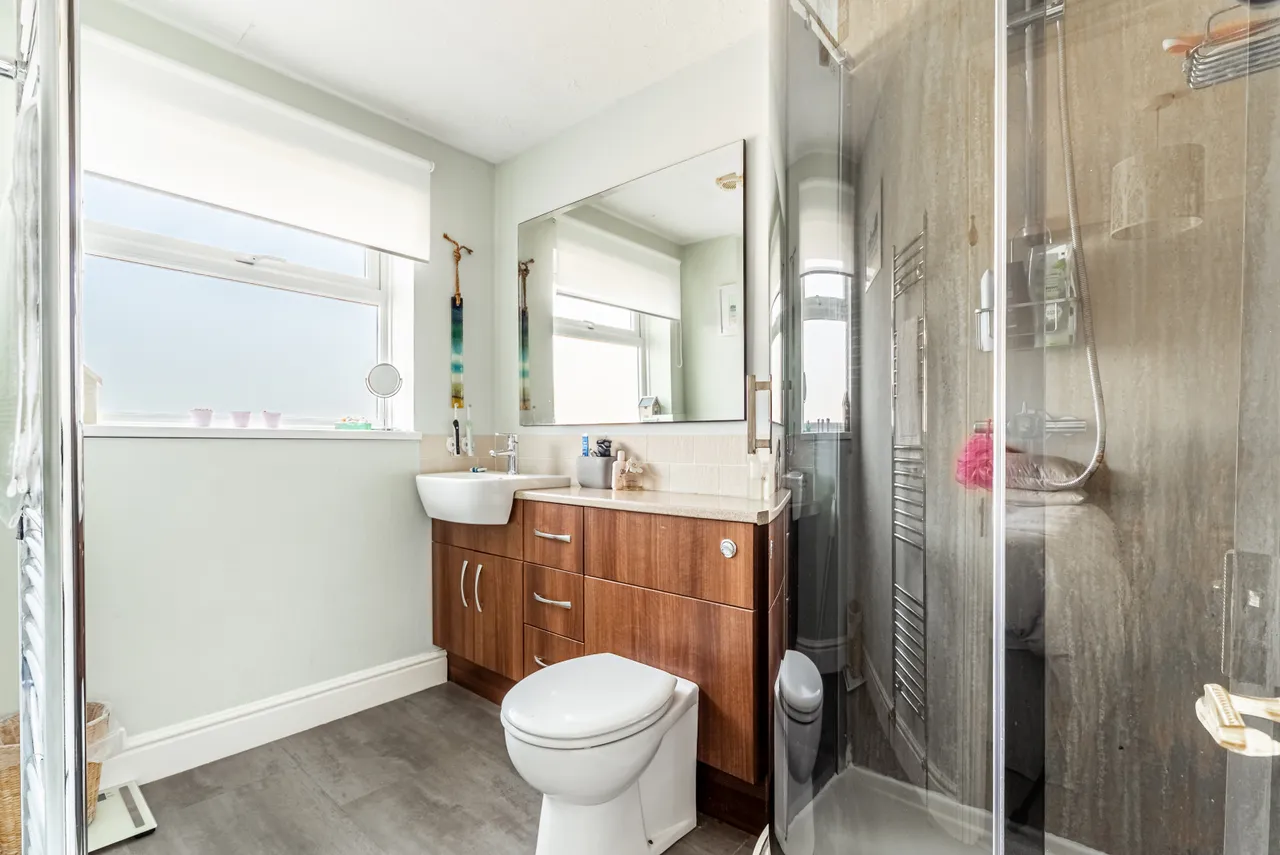 Wendover Road, Weston Turville, photo 24