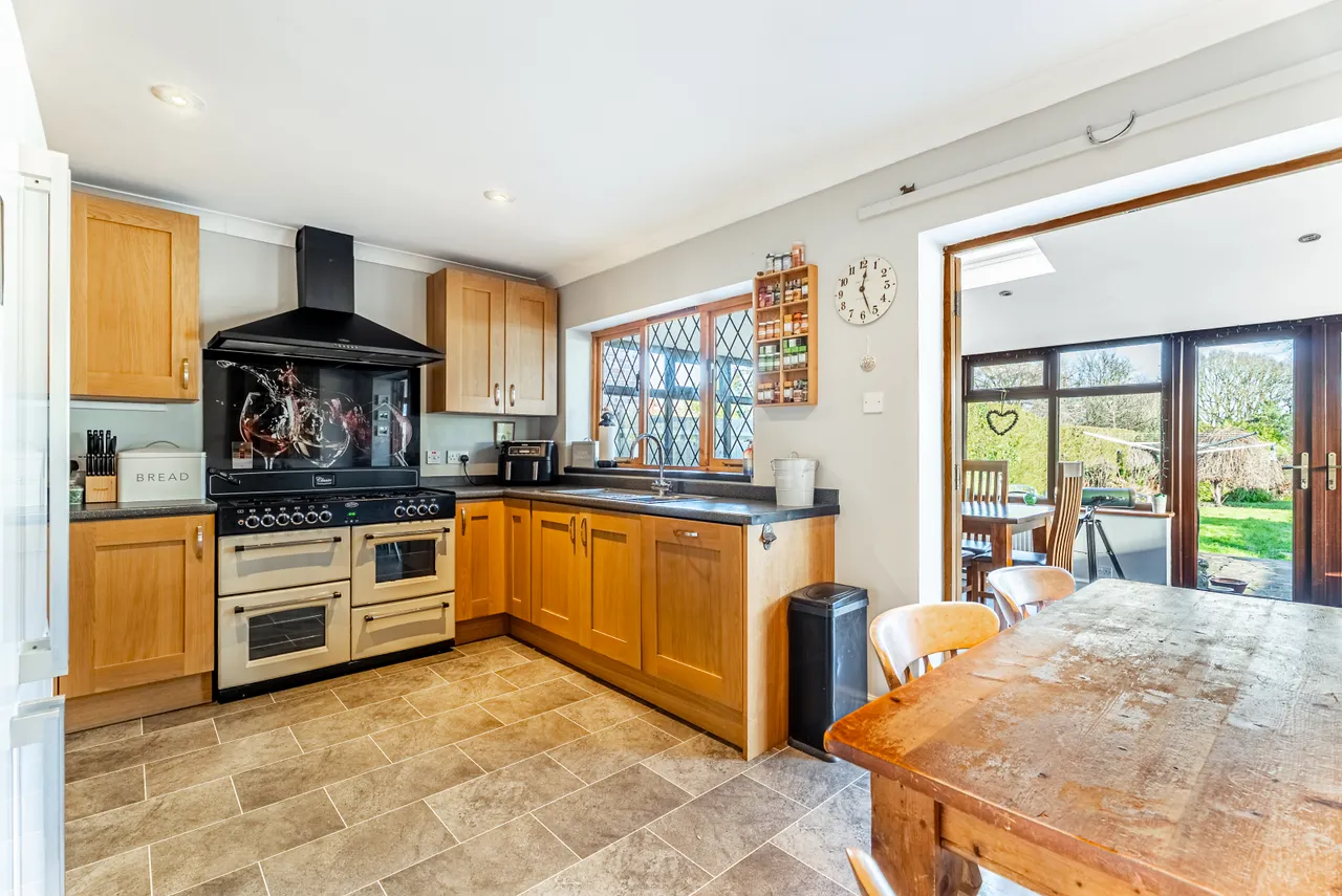 Wendover Road, Weston Turville, photo 15