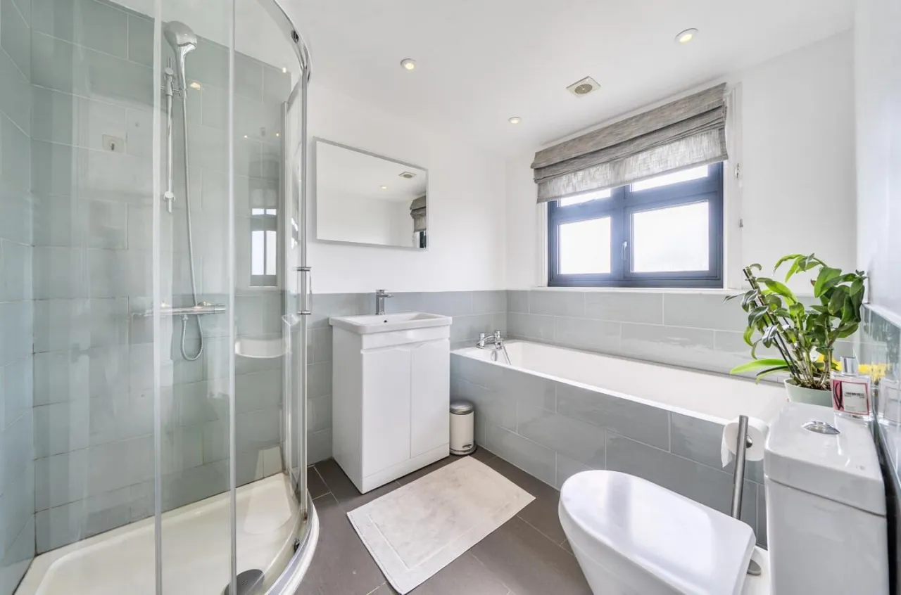 Ardgowan Road, London, SE6, photo 16