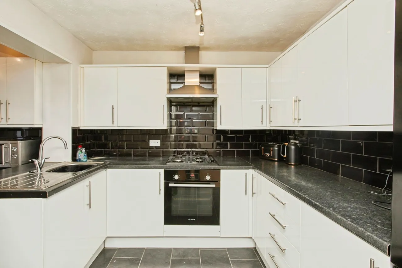 Mountbatten Close, Stretton, DE13, photo 3