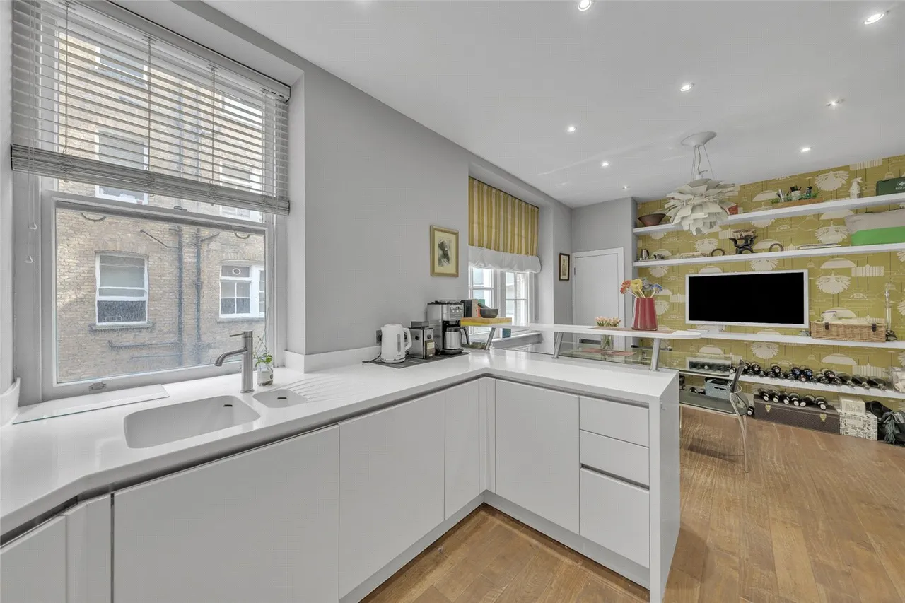 Sandringham Court, 99 Maida Vale, Maida Vale, London, W9, photo 5