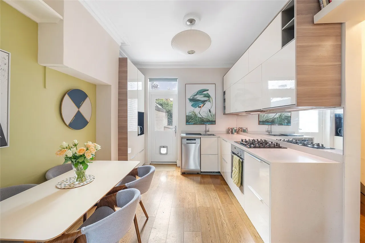 Hugon Road, Fulham, London, SW6, photo 9