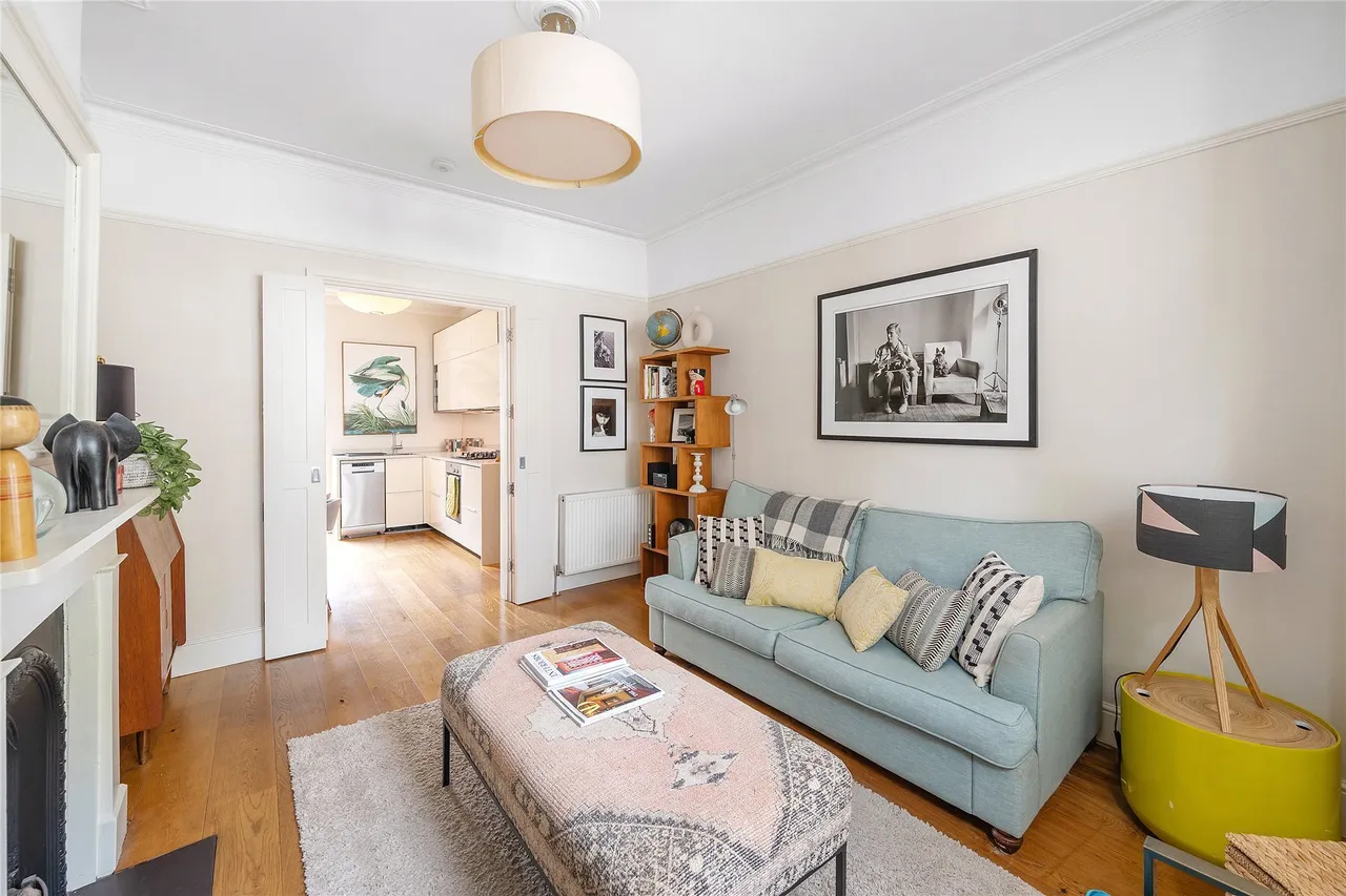 Hugon Road, Fulham, London, SW6, photo 5